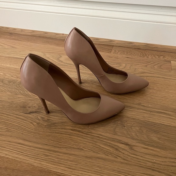 Steve Madden Nude/Beige high heels size 9 - Picture 3 of 6
